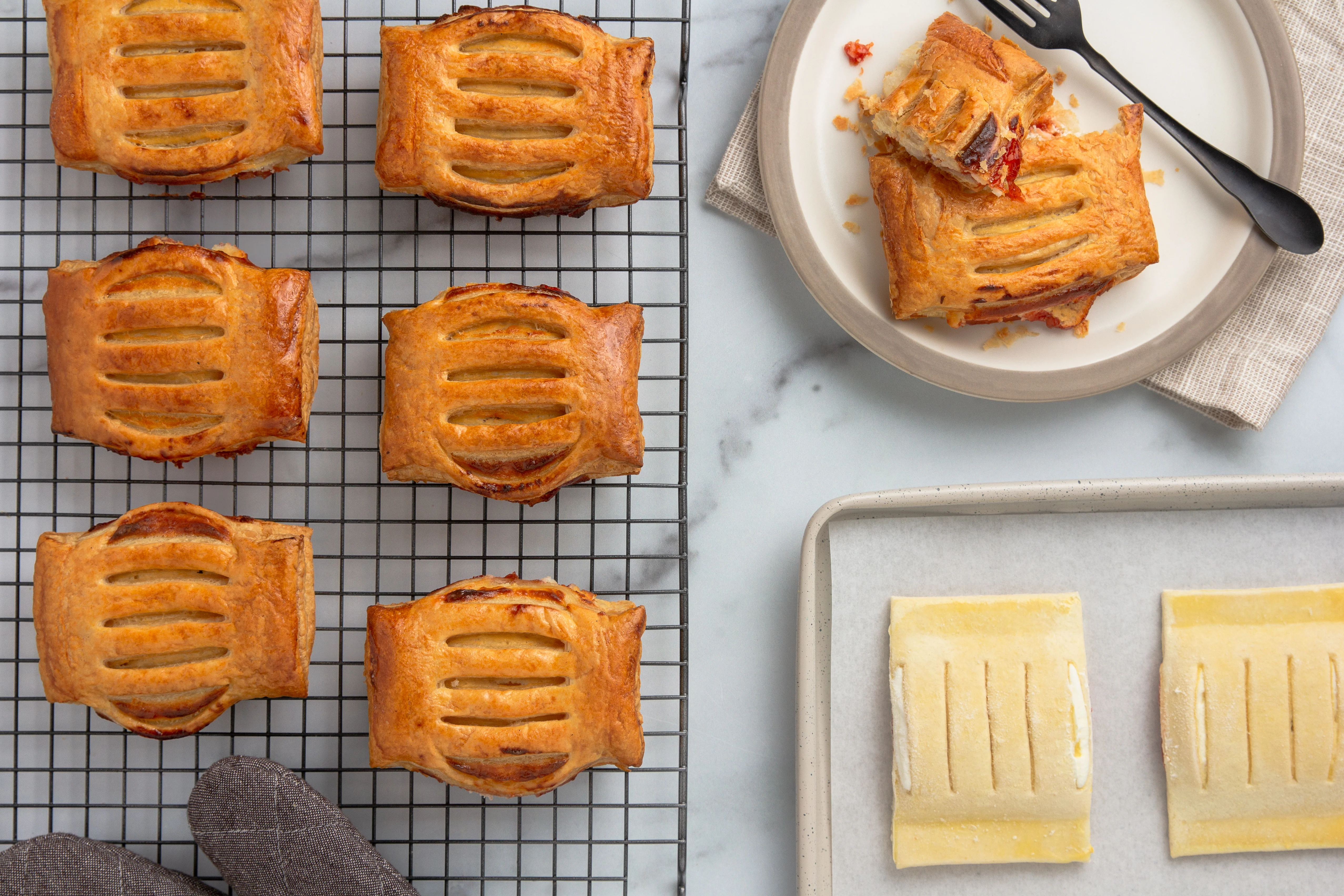 Refugiado® (Guava and Cheese Strudel) - Image 3
